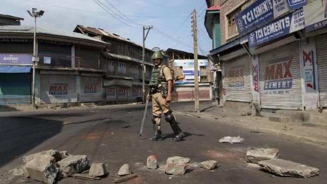 kashmirviolence:deathtollrisesto52